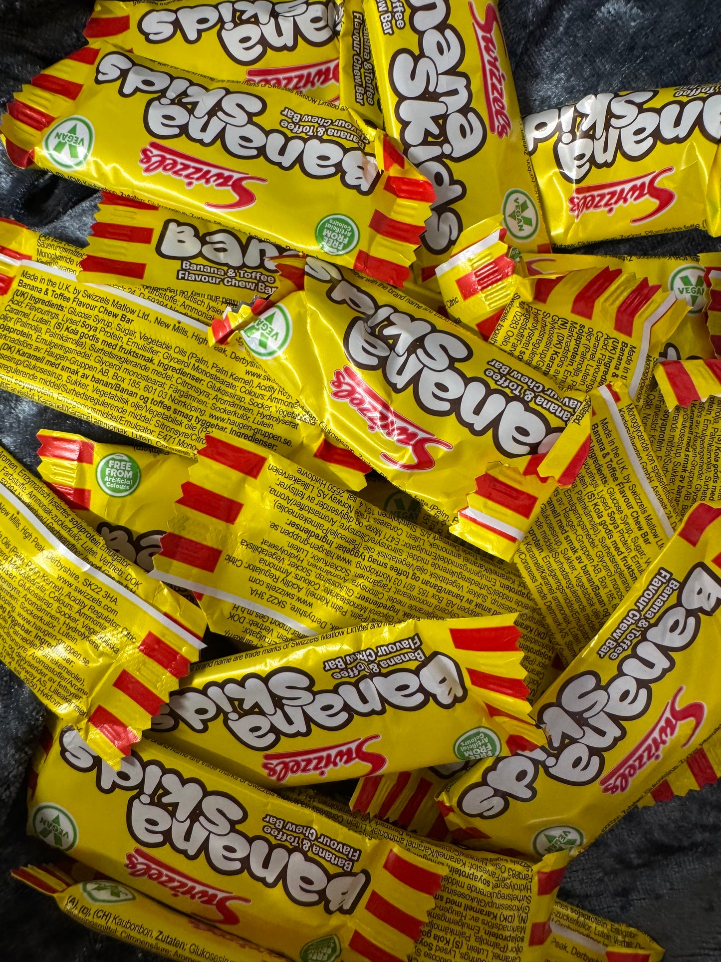 SWIZZLES RETRO