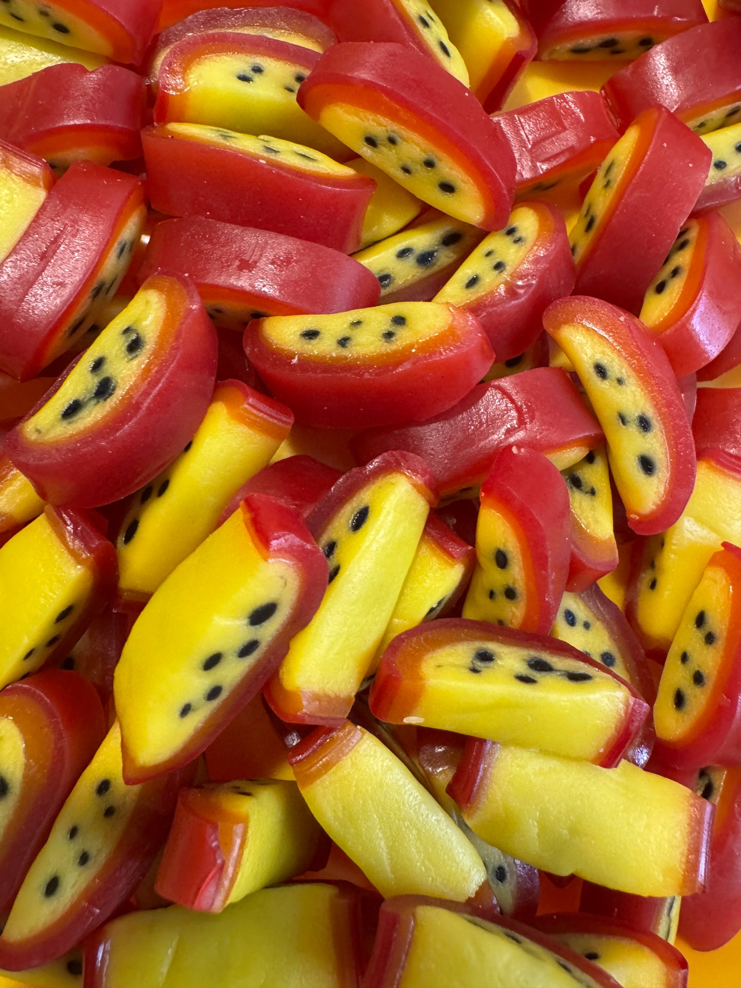 PEELABLE FRUIT SLICES & LIQUORICE