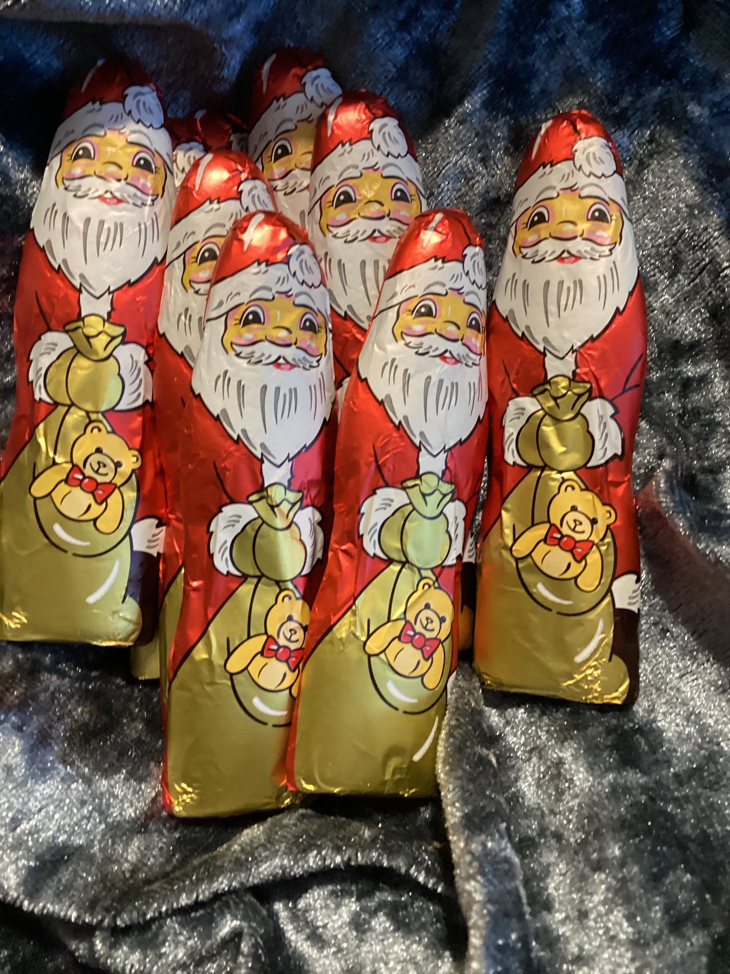 Milk chocolate Santas